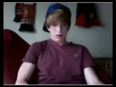 Scottish twink rubs his exotic cock on webcam