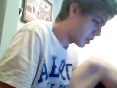 Fingering his balls and jerking off on webcam