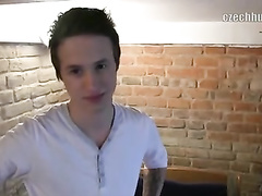 Cutie young guy with sexy haircut gets seduced by naughty twink